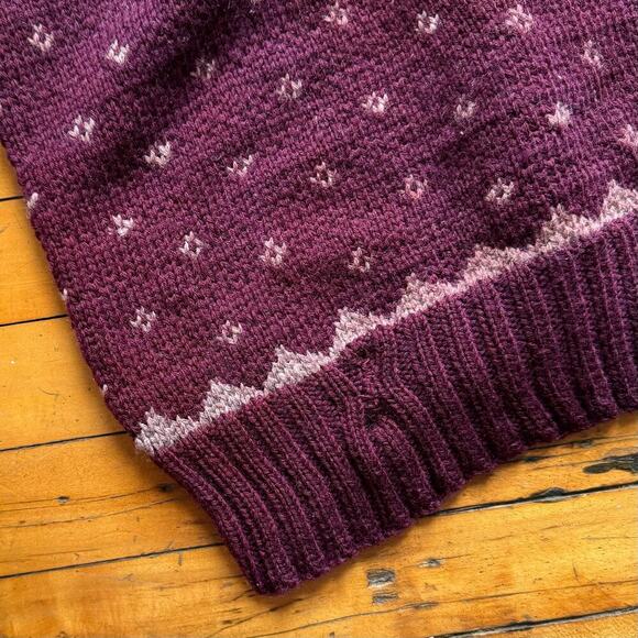 Vintage 1940's Handmade Women's Nordic Ski Sweater - Picture 4 of 7